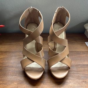 Jessica Simpson Wedge. Tan color. Size 9. Gently worn.